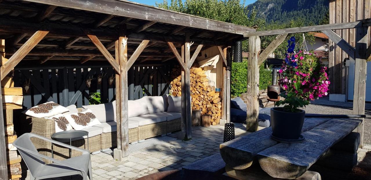 Bauernlodge Alpin Appartements Höfen Exterior foto